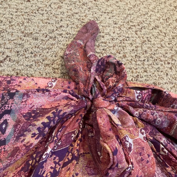 really cute light weight skirt! - Picture 2 of 7